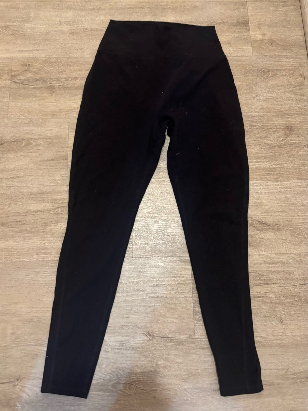 Buff bunny Black High-Waist Leggings size small